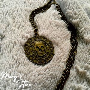 pirates of the caribbean necklace